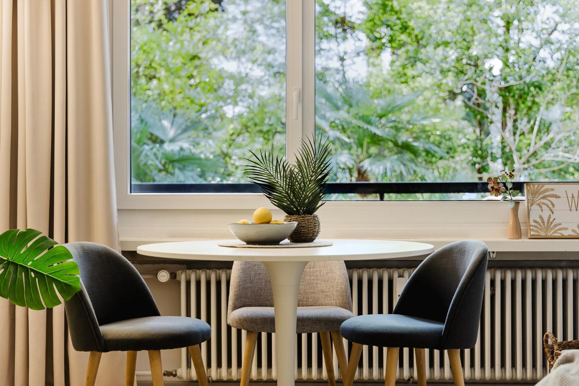 Luganersee, Pool, Strand, Parkplatz, Suite 204 Bissone Kültér fotó